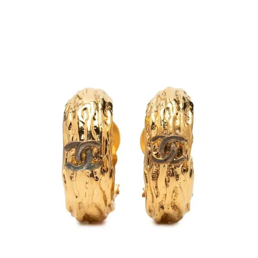 Chanel Cc Logo Clip-On Earrings Metal #250008C56B